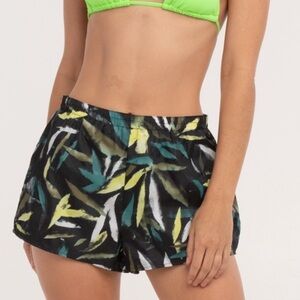 NWT Volcom Wind It Up Womens Runner Shorts in Black Combo